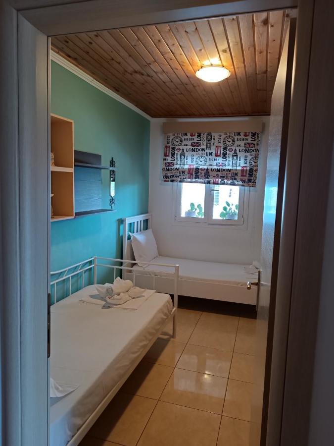 פלטמונס Niki Apartments Sea View Attic מראה חיצוני תמונה