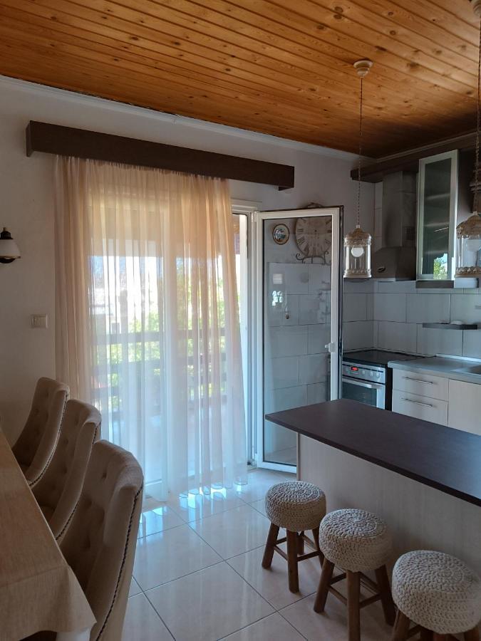פלטמונס Niki Apartments Sea View Attic מראה חיצוני תמונה