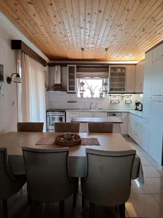 פלטמונס Niki Apartments Sea View Attic מראה חיצוני תמונה