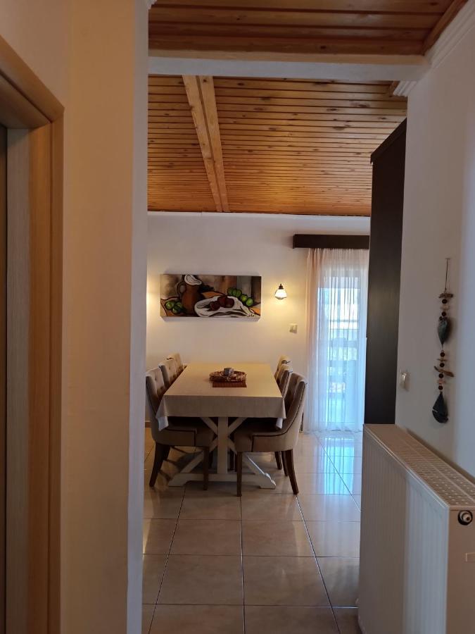 פלטמונס Niki Apartments Sea View Attic מראה חיצוני תמונה