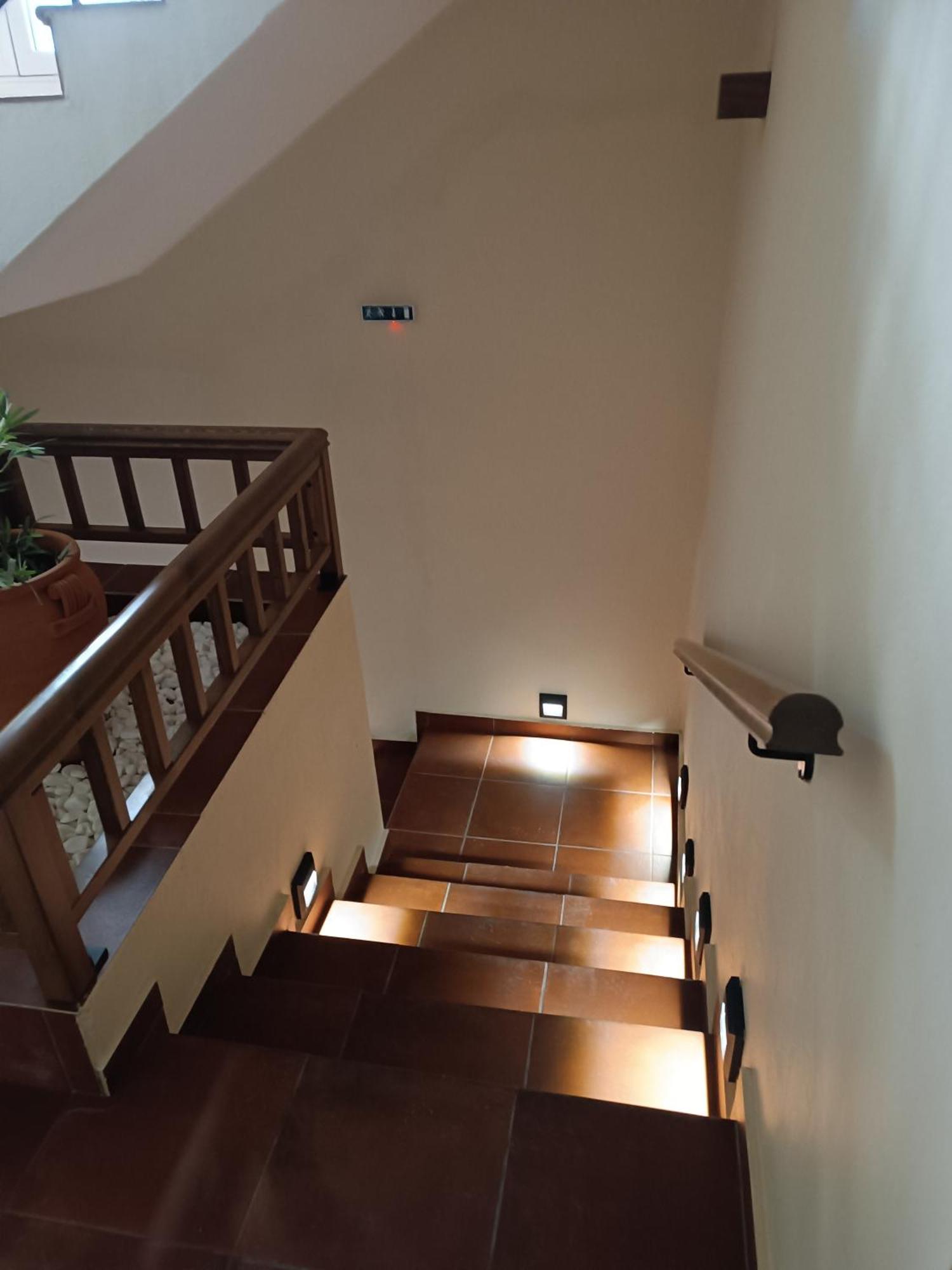 פלטמונס Niki Apartments Sea View Attic מראה חיצוני תמונה